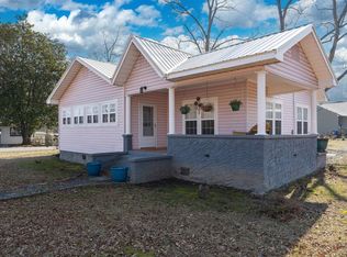 1918 3rd Ave S, Pell City, AL 35128