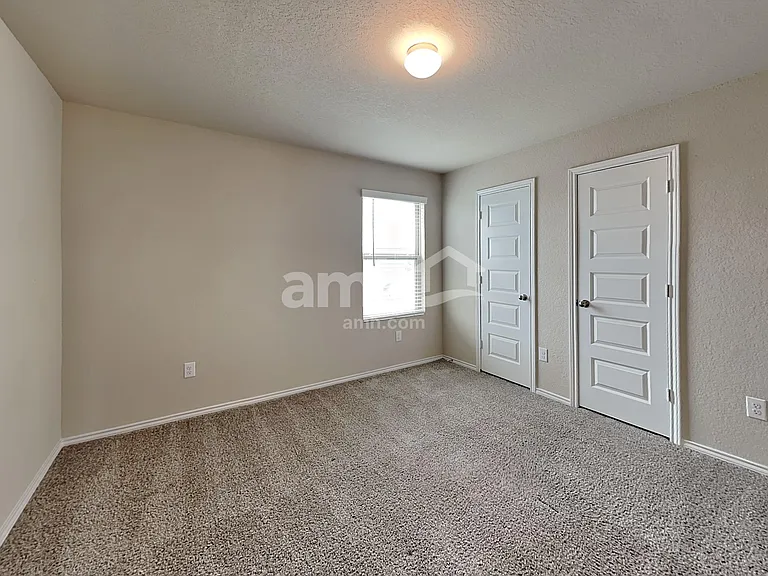 719 Red Barn Bnd — Photo 17