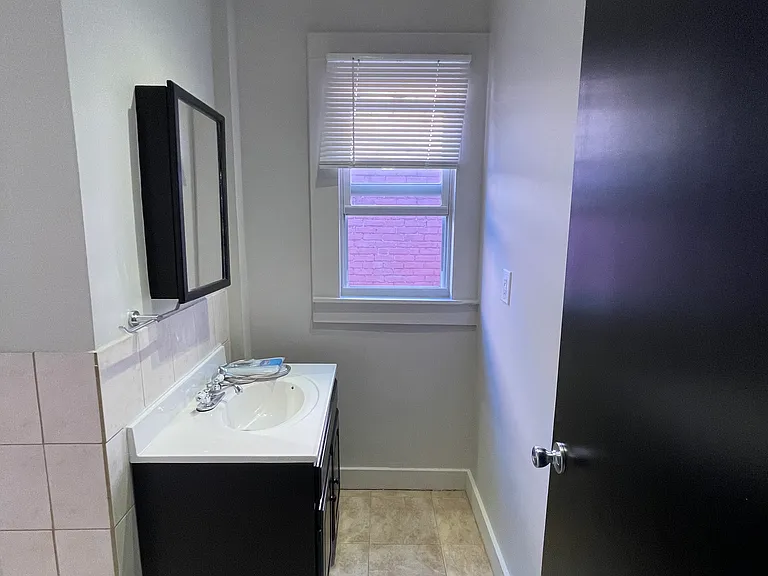 123 Sylvan Ave #2 — Photo 10