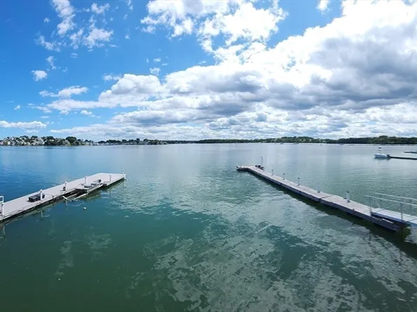 57 Edgewater Rd, Hull, MA 02045