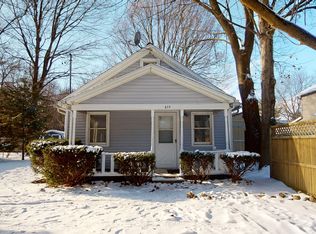 217 N Fountain St, Marshall, MI 49068