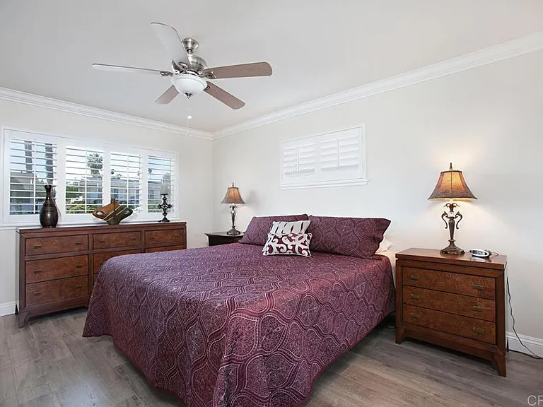 925 La Fiesta Way — Photo 14