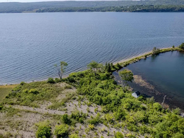 4630 E Bay Hwy, Ben Eoin, NS B1J 1N5