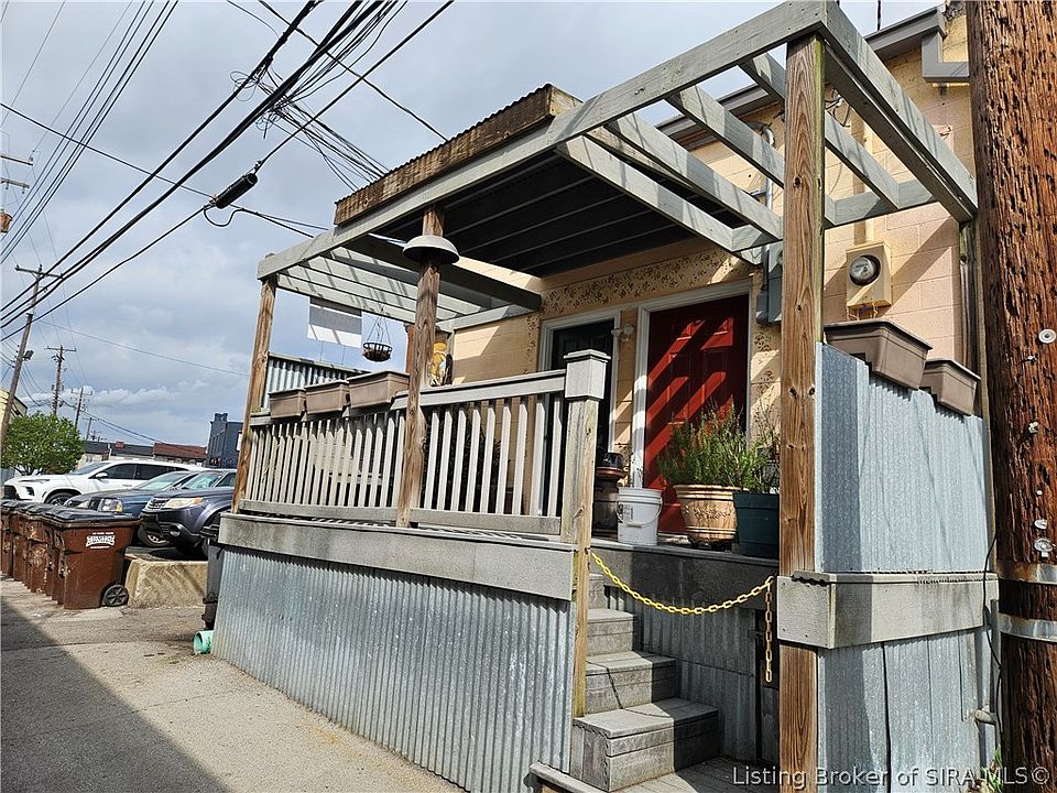 2nd image of 110 E Main Street