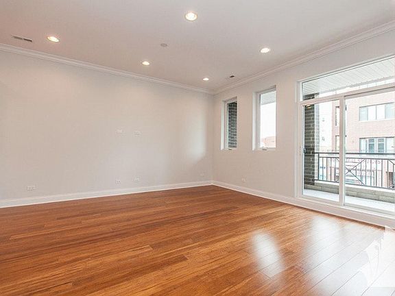 3rd image of 2345 W North Ave #4A