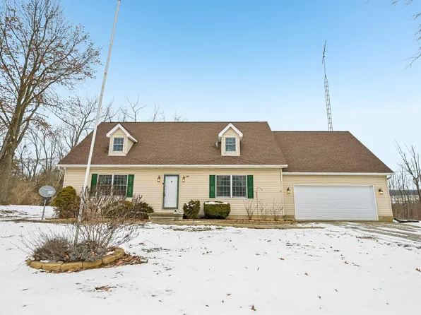 6595 Pleasant Valley Rd NE, Frazeysburg, OH 43822