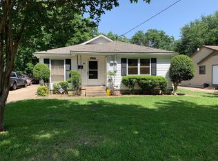 2824 N Prairie Creek Rd, Dallas, TX 75227