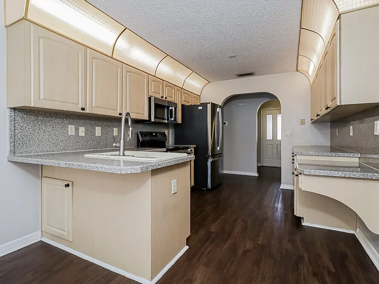 4654 Murcross Ln — Photo 7