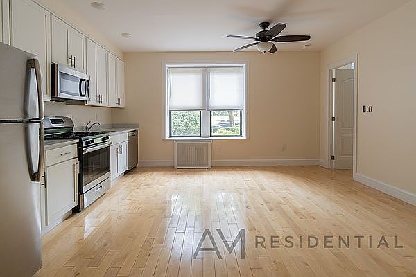 1st image of 31 Ocean Pkwy #13