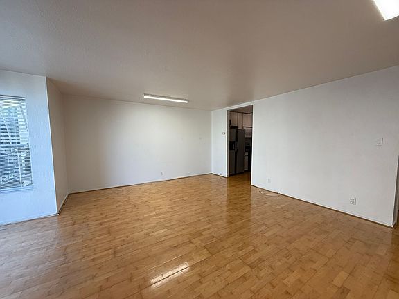 3rd image of 439 Greenwich St APT 2A