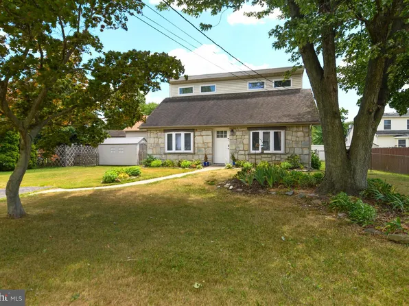 260 Monmouth Ave, Thorofare, NJ 08086