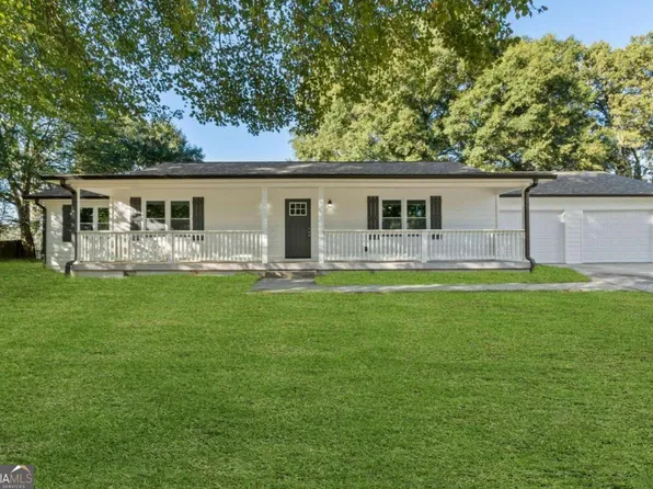 75 Alvin Dr, Carrollton, GA 30117