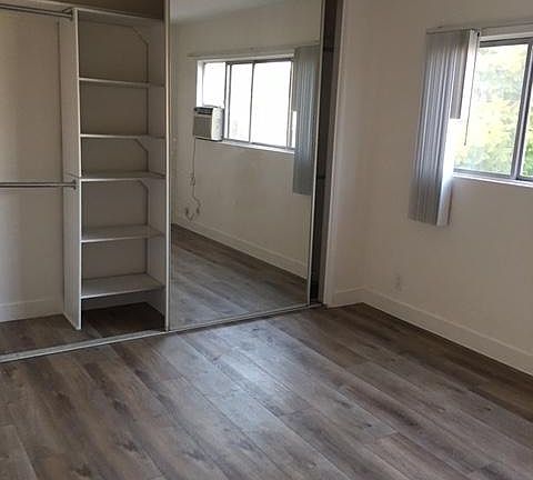 5th image of 860 S Wooster St APT 301