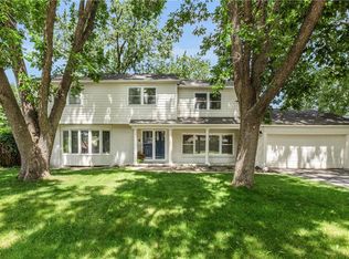 445 S School St, Waukee, IA 50263