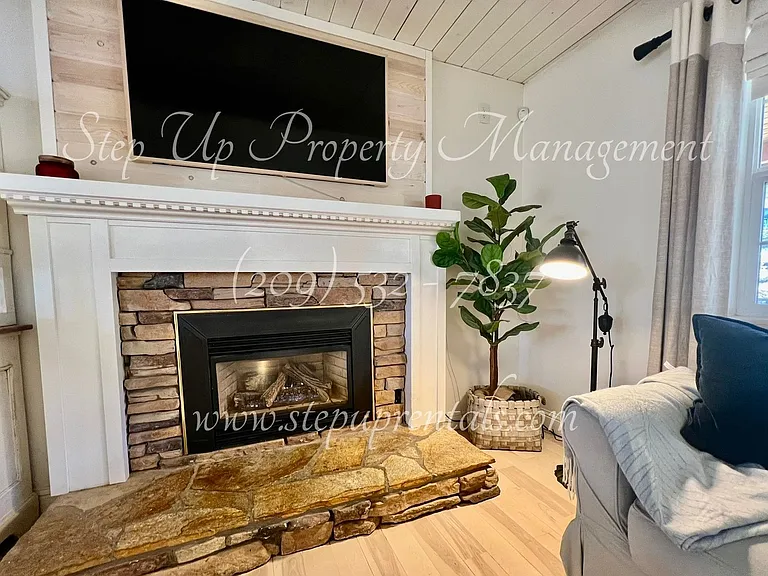 20684 Willow Springs Dr — Photo 11