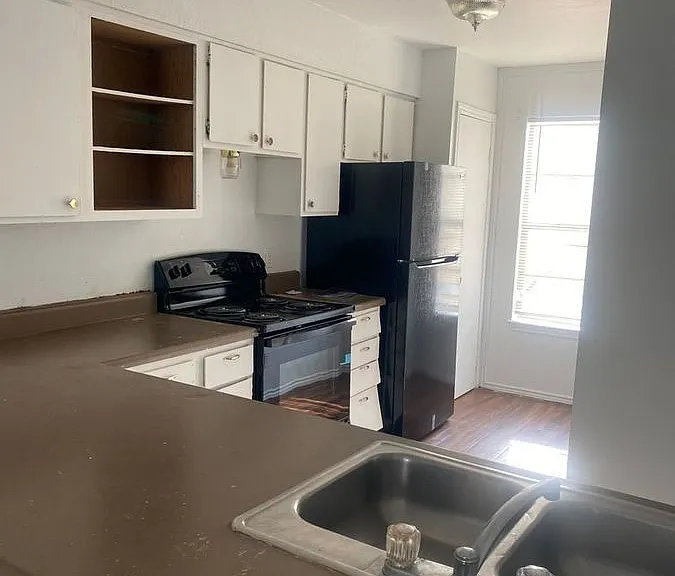 1501 Sam Houston Dr — Photo 51