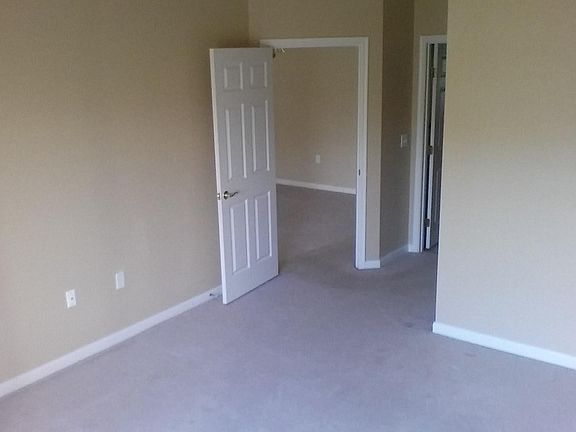 2nd image of 3048 Westminster Dr APT 207