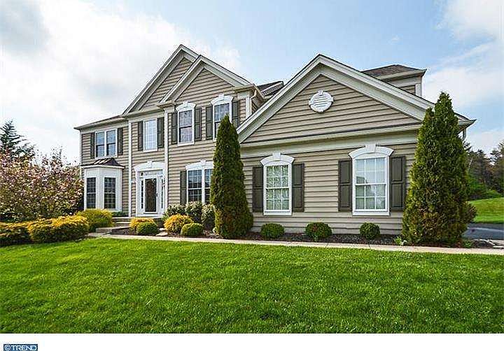 2nd image of 2210 Black Birch Ln