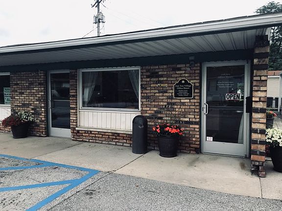 2nd image of 254 Sandalwood Ave #1a10