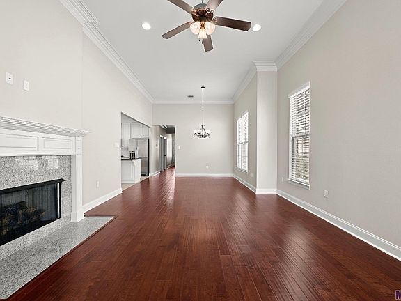 3rd image of 3130 Hudson Park Dr