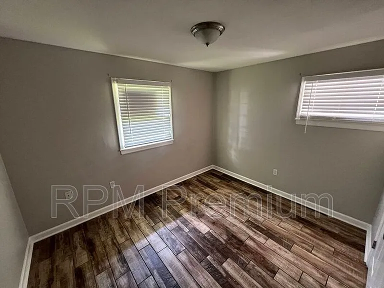 3337 Coolidge St — Photo 15