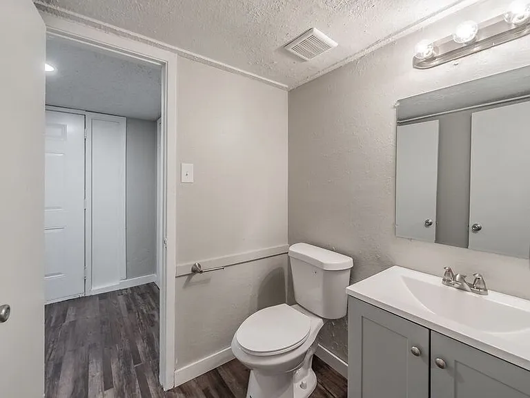 1774 Belshire Ct — Photo 14