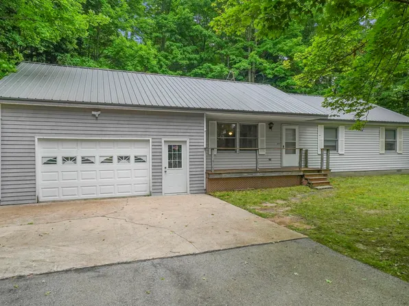 18320 Fewins Rd, Interlochen, MI 49643