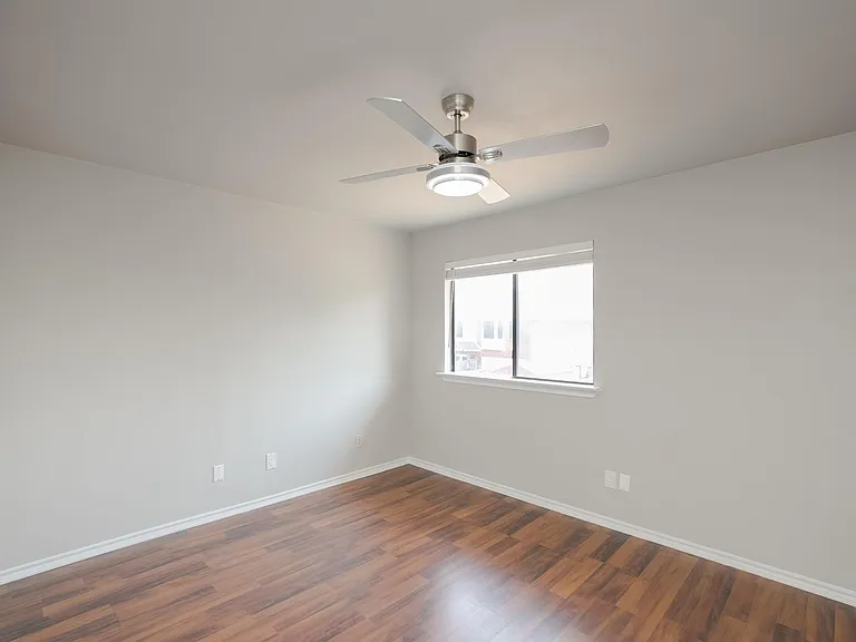 532 Lake Forest Dr — Photo 26