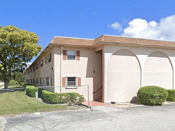 2nd image of 650 SW 2nd SW #2480