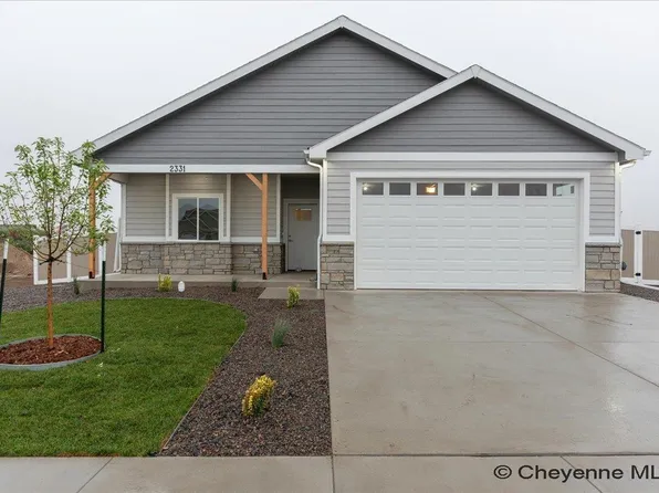 2331 Ledoux Dr, Cheyenne, WY 82007