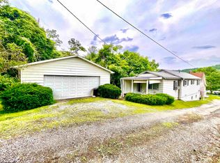 63 Monongahela Ave, Westover, WV 26501