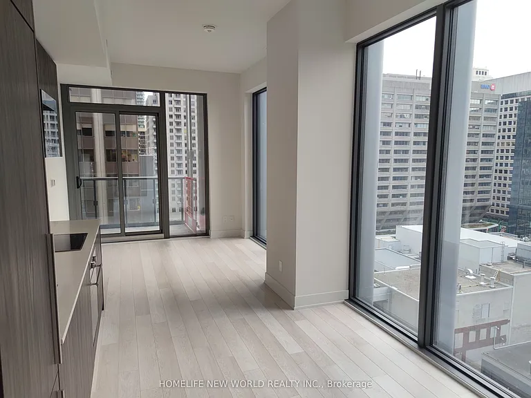 8 Cumberland St #1303 — Photo 5