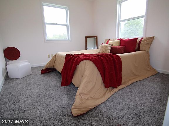 Bedroom (Master)
