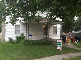 61 Church St, Saranac, MI