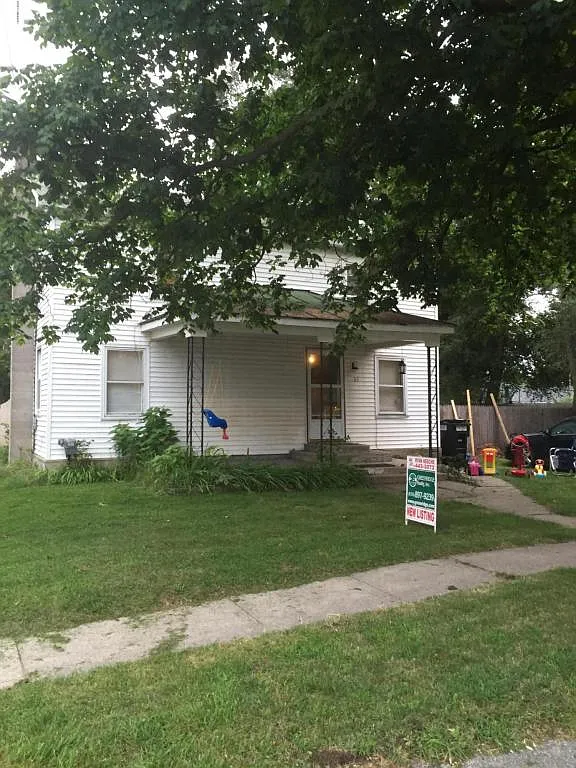 61 Church St photo 1