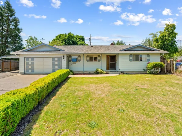 2452 Beaver St, Eugene, OR 97404