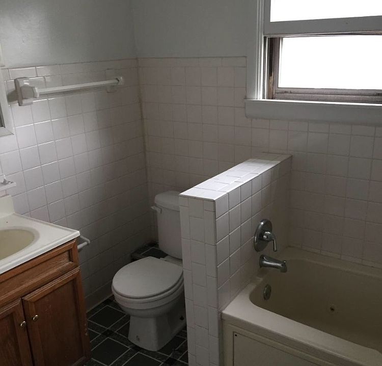1st image of 537 N Berwick Ave