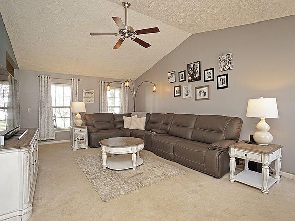 5th image of 4383 Goldendawn Way