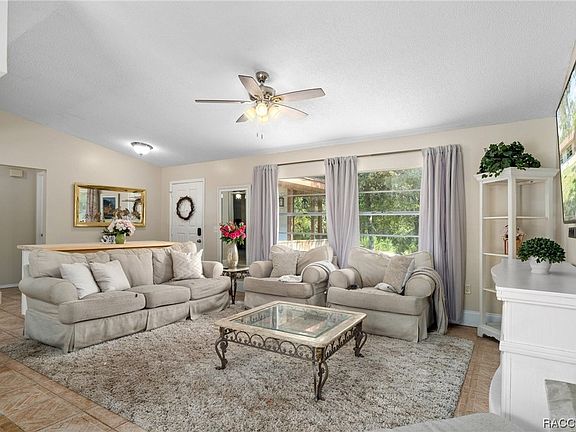 5th image of 5649 W Kettle Ln
