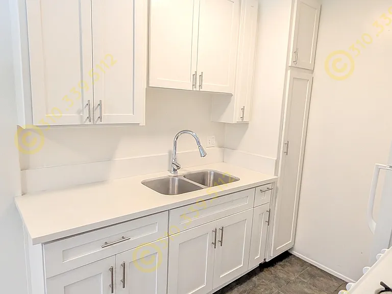 3658 Dunn Dr — Photo 8