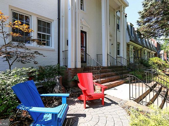 2nd image of 13 E Linden St