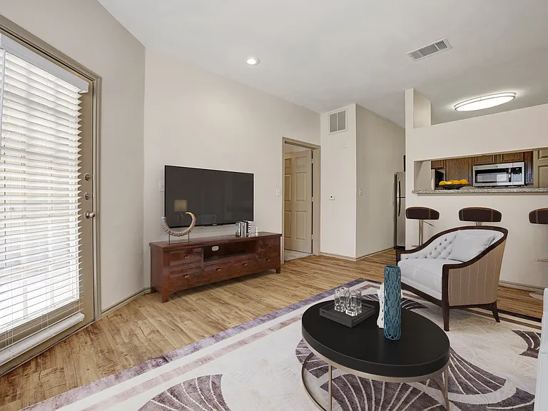 Elm Hollow Apartments — Photo 30