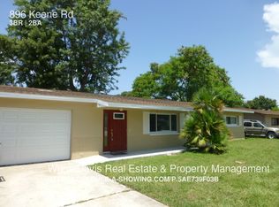 896 Keene Rd, Largo, FL 33771