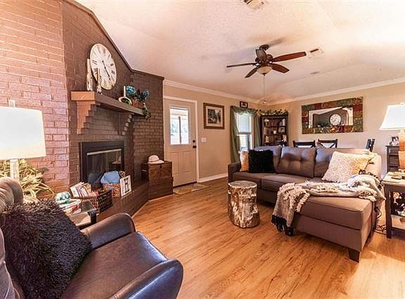 5th image of 2510 Ballard Dr