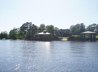 200 Chinaberry Ln, Zwolle, LA 71486