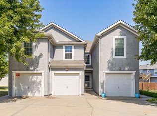836 S Woodson Ct, Gardner, KS 66030