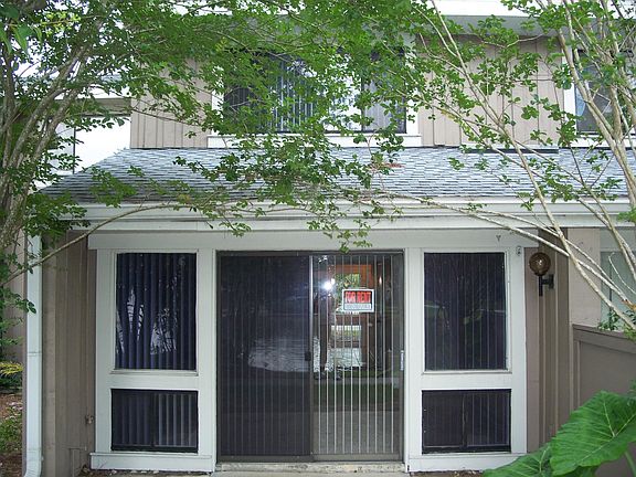 3rd image of 6036 Peregrine Ave