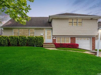 79 Virginia Avenue, Oceanside, NY, 11572