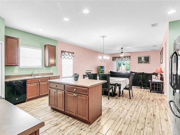 5th image of 1801 Piedmont Ct