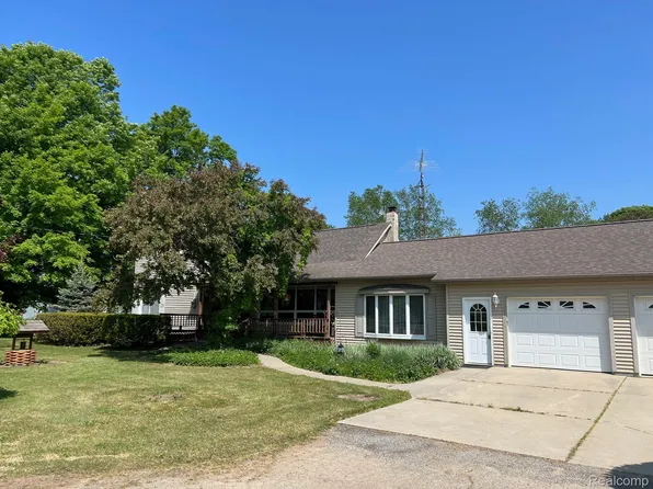8382 Willits Rd, Fostoria, MI 48435